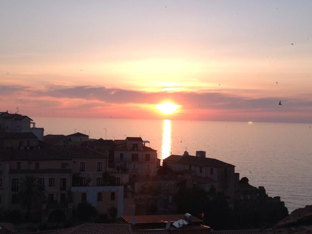 B&B Il Vicolo Di Pizzo Phòng bức ảnh